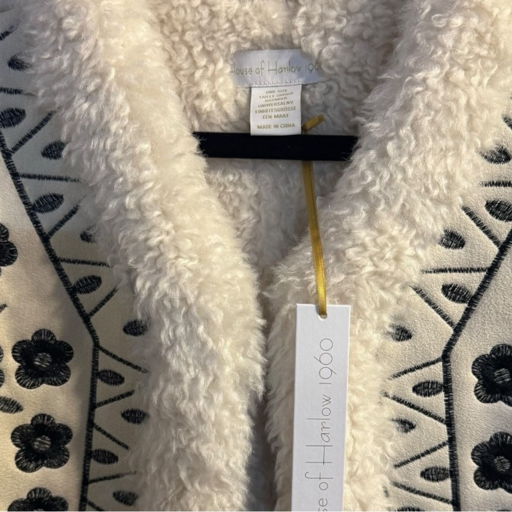 House of Harlow 1960 Faux Shearling Vest Boho Cabincore Winter Size OS One Size - Picture 3 of 11
